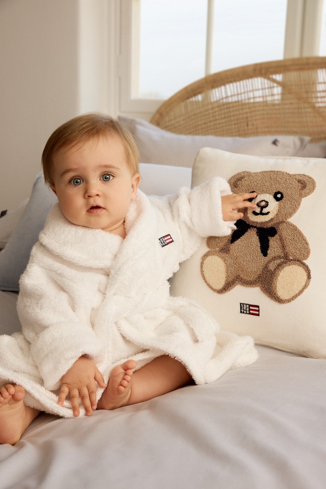 19142_e9312e4293-lexington_icons_babyrobe_04_260